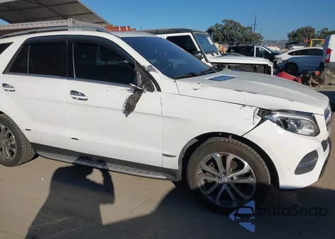 2017 Mercedes-Benz Gle 350 4Matic z USA, uszkodzony, nr VIN 4JGDA5HB9HA850812